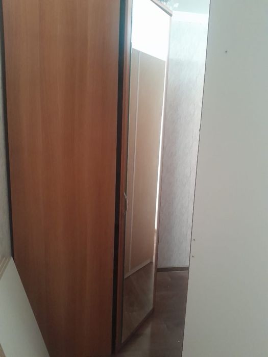 Шкаф угловой большой