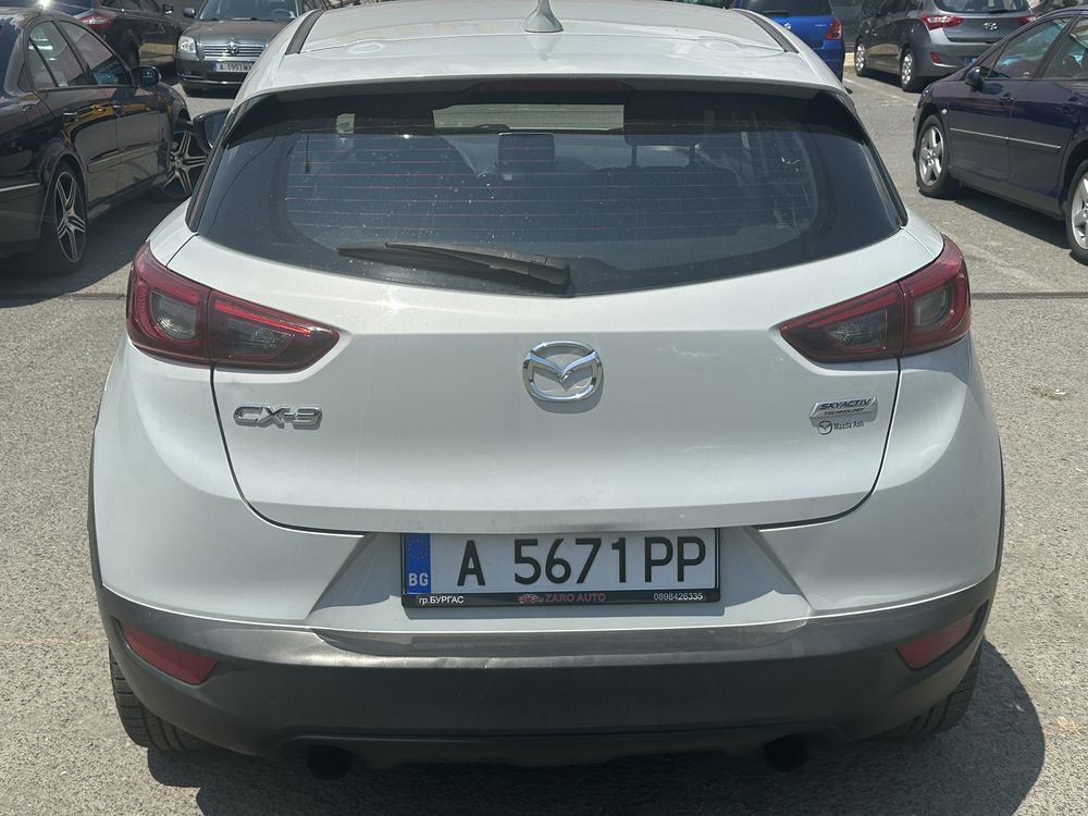 Продавам Мазда цх3