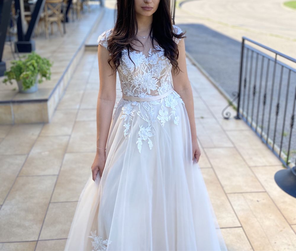 Уникална бална/сватбена рокля