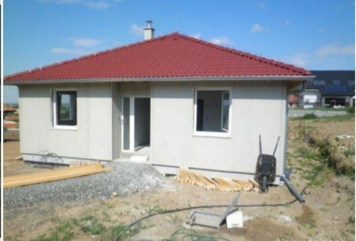 Vand cabane și case tip a