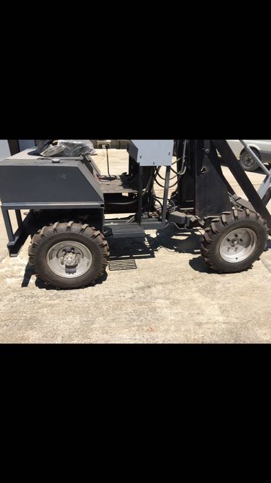 Челен товарач Гризли