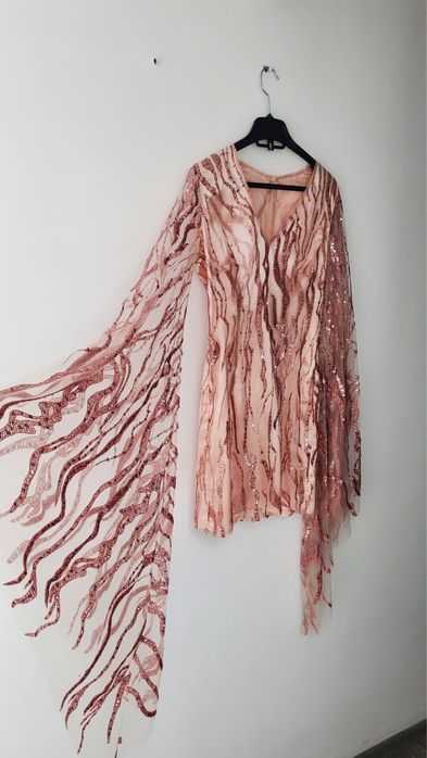 Rochie model deosebit,masura S-M