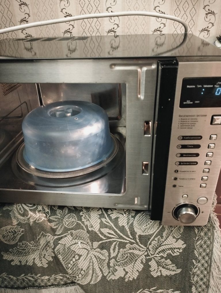 Микроволновая печь