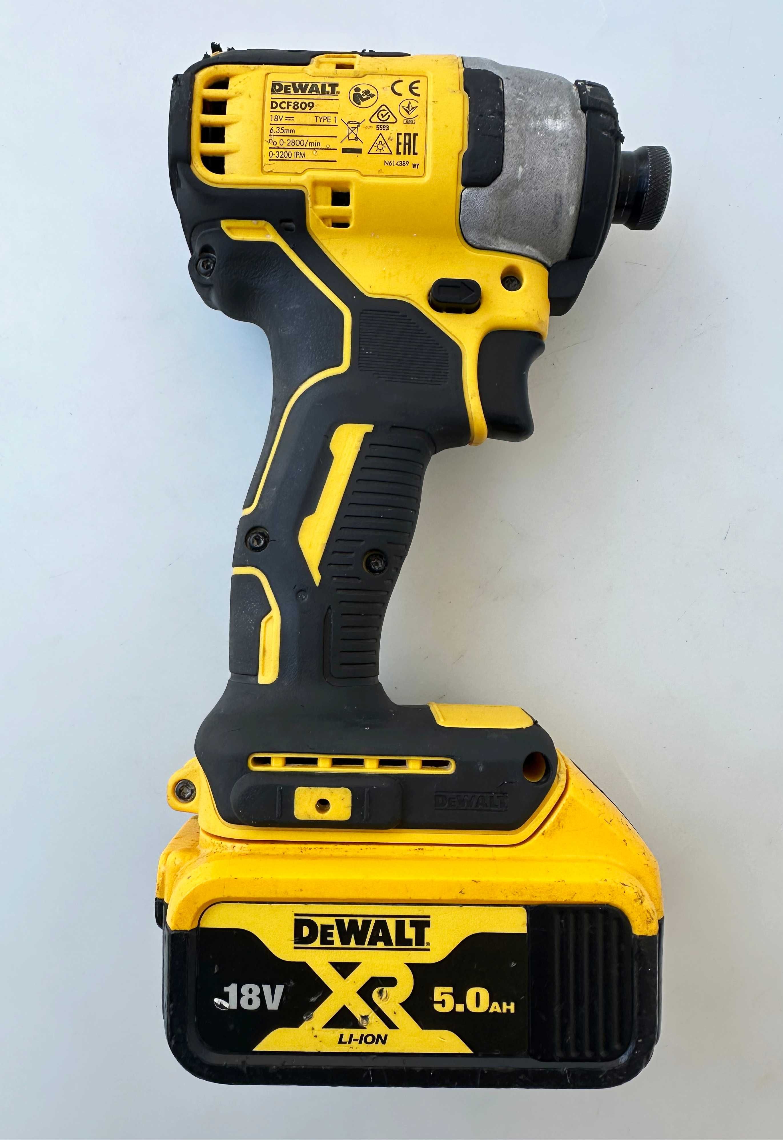 Безчетков комп. Dewalt DCF809 Импакт и Dewalt DCD709 Ударен винтоверт