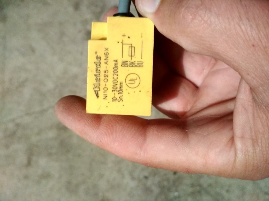 Датчик индукционный новый ,применяется в широком спектре  электрообору