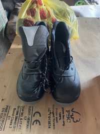 Спец обувь (спец ботинки , sefti) размер 41 летний