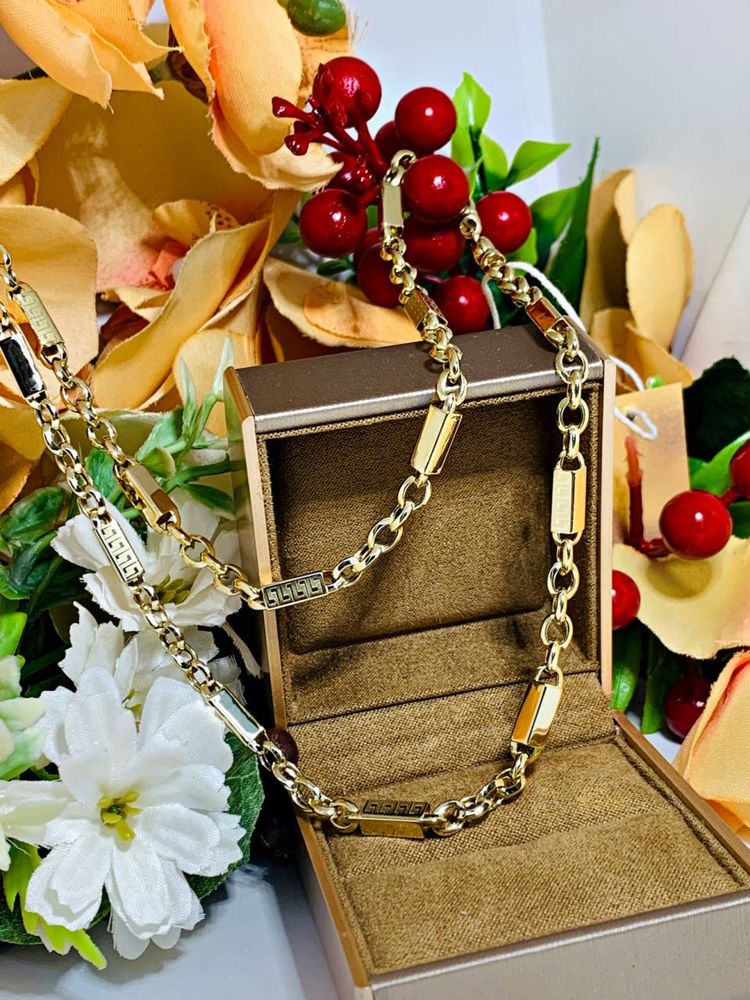 Современная золотая цепь, модель плетения – Versace
