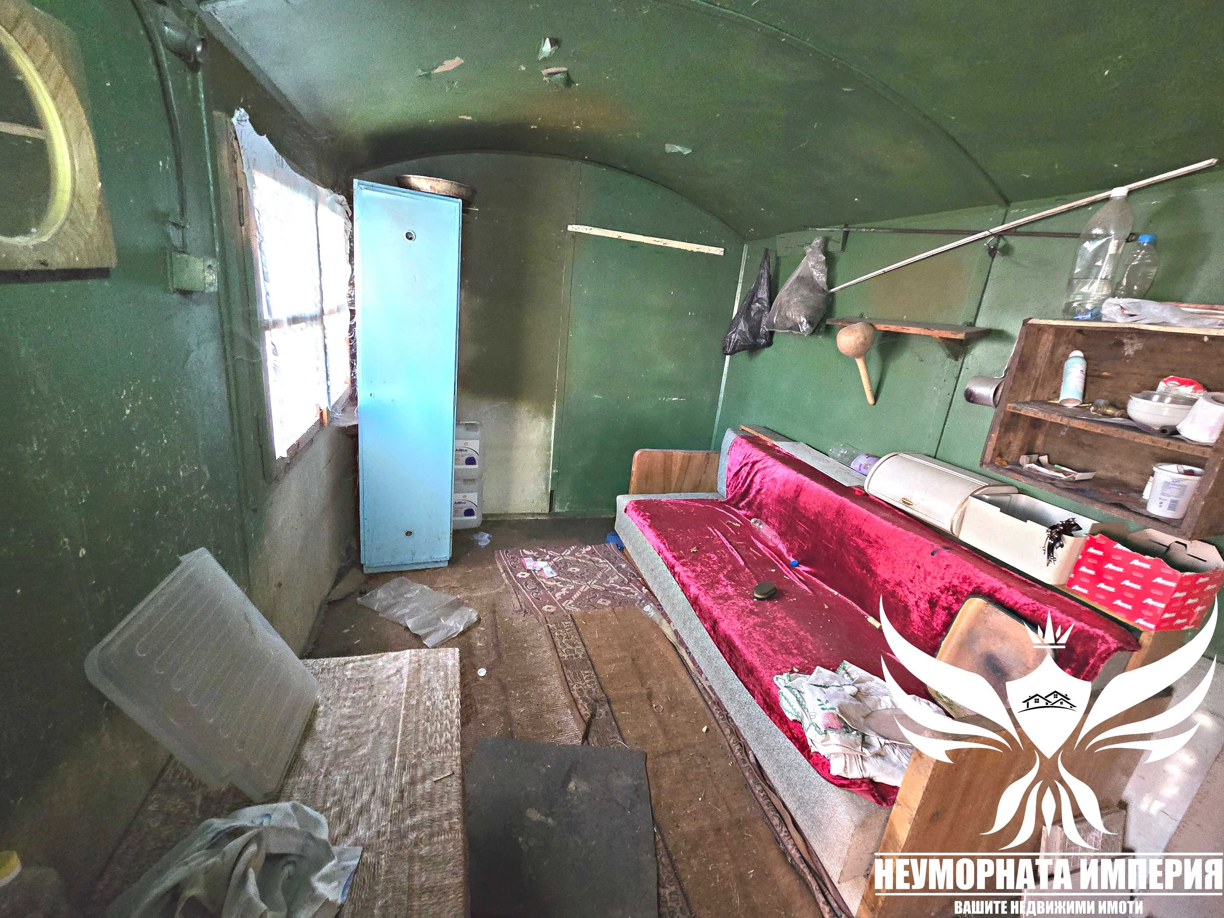 Под наем помещение склад 80РЗП и земя 1192кв в гр.Асеновград