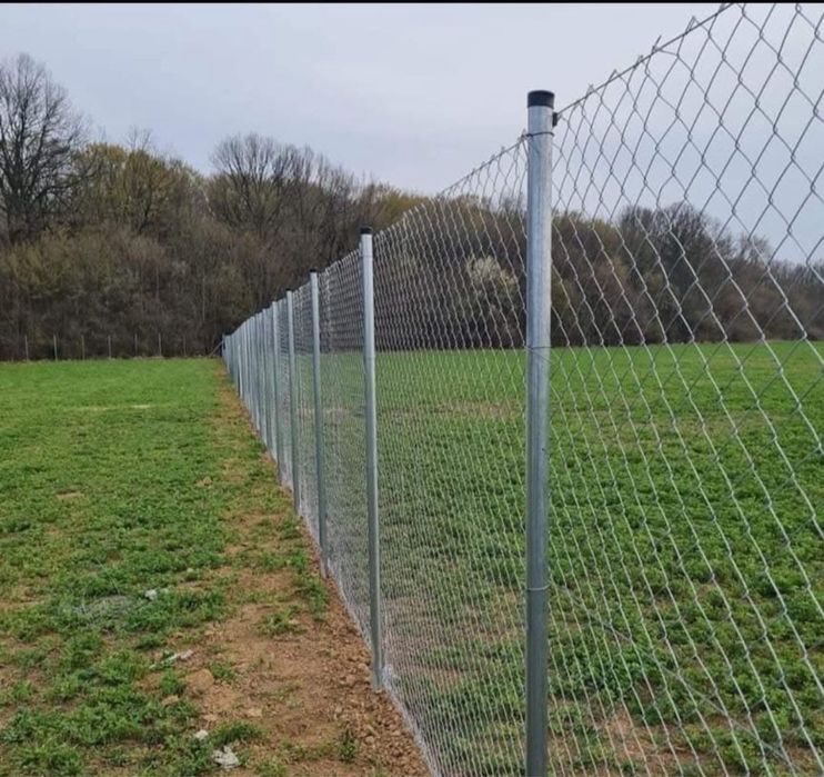 Executam garduri din plasa bordurata