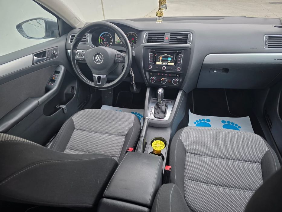 Volkswagen Jetta 1.4 hybrid automat xenon navi Senzori Jante Import Nl