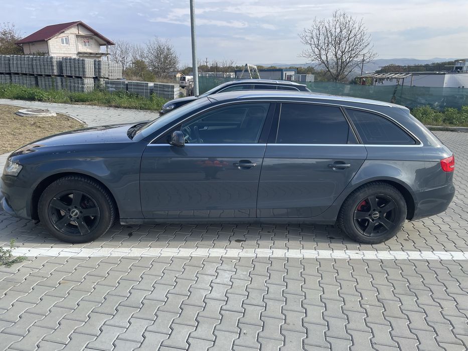 Vand Audi A4 B8 2010