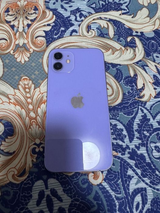Продам айфон 12 iphone 12