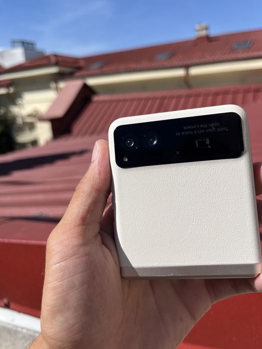 Motorola razr 40 CA NOU!