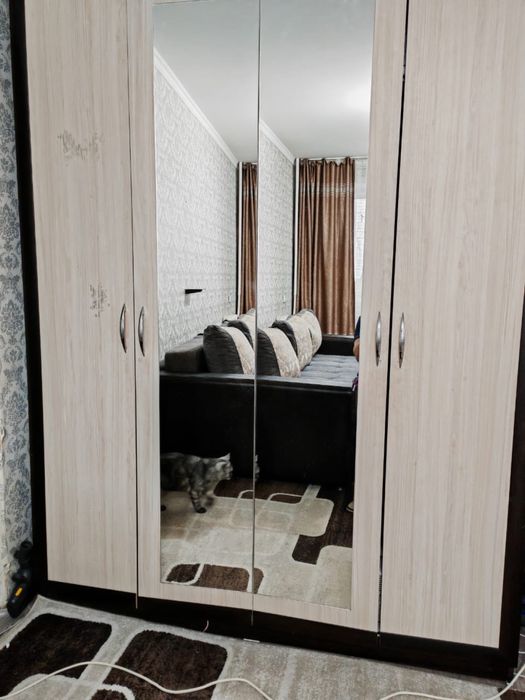 Продам шкаф б/у в хорошем состоянии