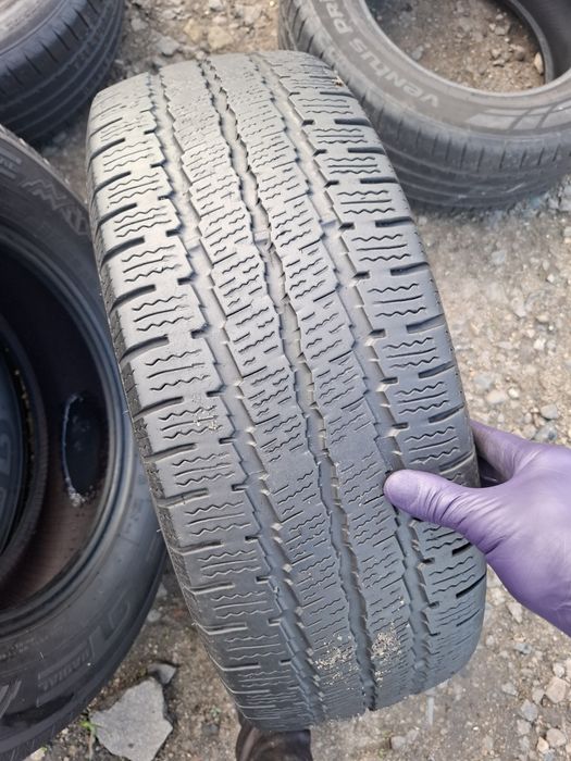 Vand 1 anvelopa 225 65 16 C GTradial bună de iarna dot 2021