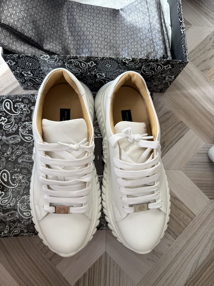 Продавам оригинални Philipp Plein Sneakers 45 номер