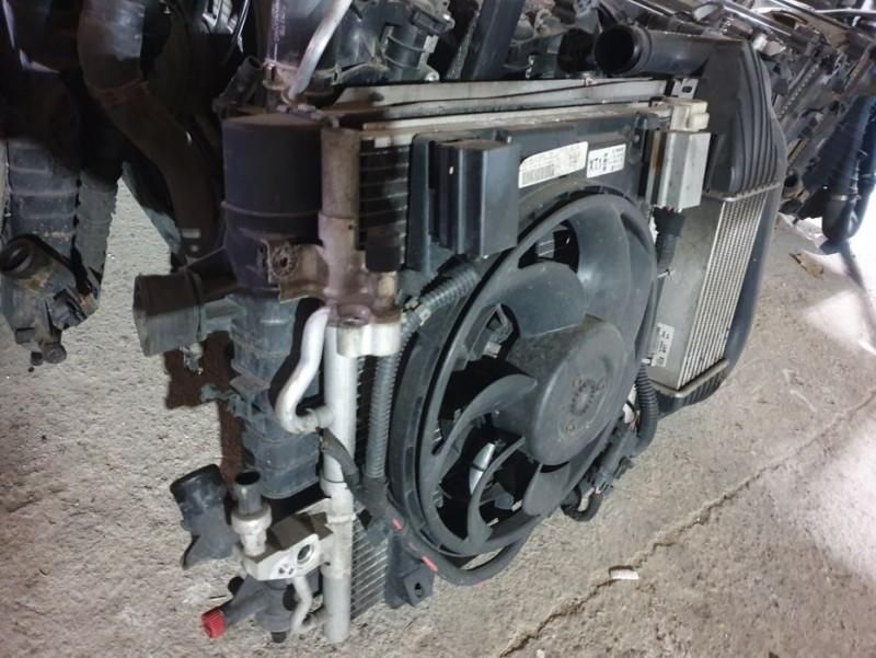 Ansamblu complet radiatoare si ventilatoare Opel Zafira B Facelift 1.7
