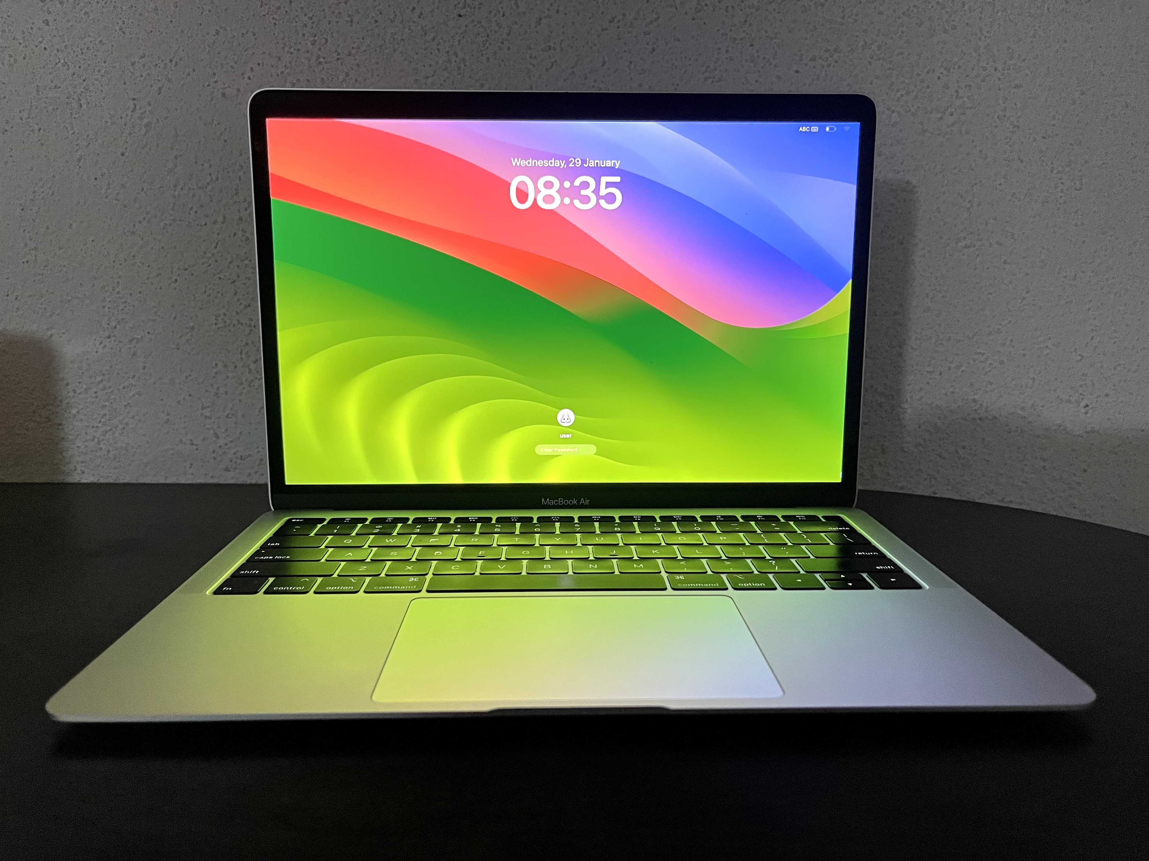 Apple MacBook AIR 13 A1932 i5 3.6Gz 16GB 256GB NVMe True Tone