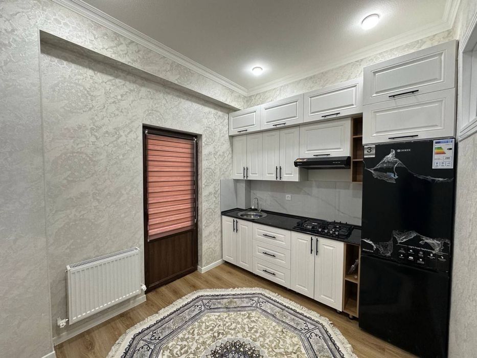 Продается 3 комнатная квартира на 1 этаже площадью 66 кв.м.