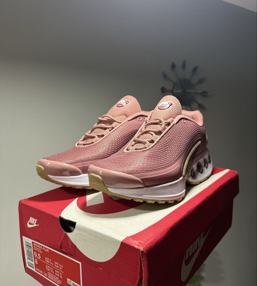Nike Air Max DN Pink