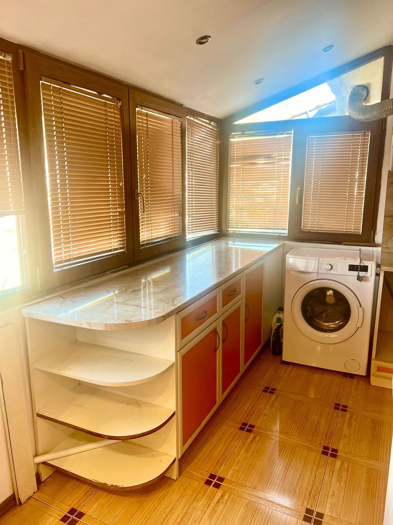 Дава се под наем Двустаен апартамент в Сливен, Колю Фичето - 55 кв.м за 204 € - Снимка #4
