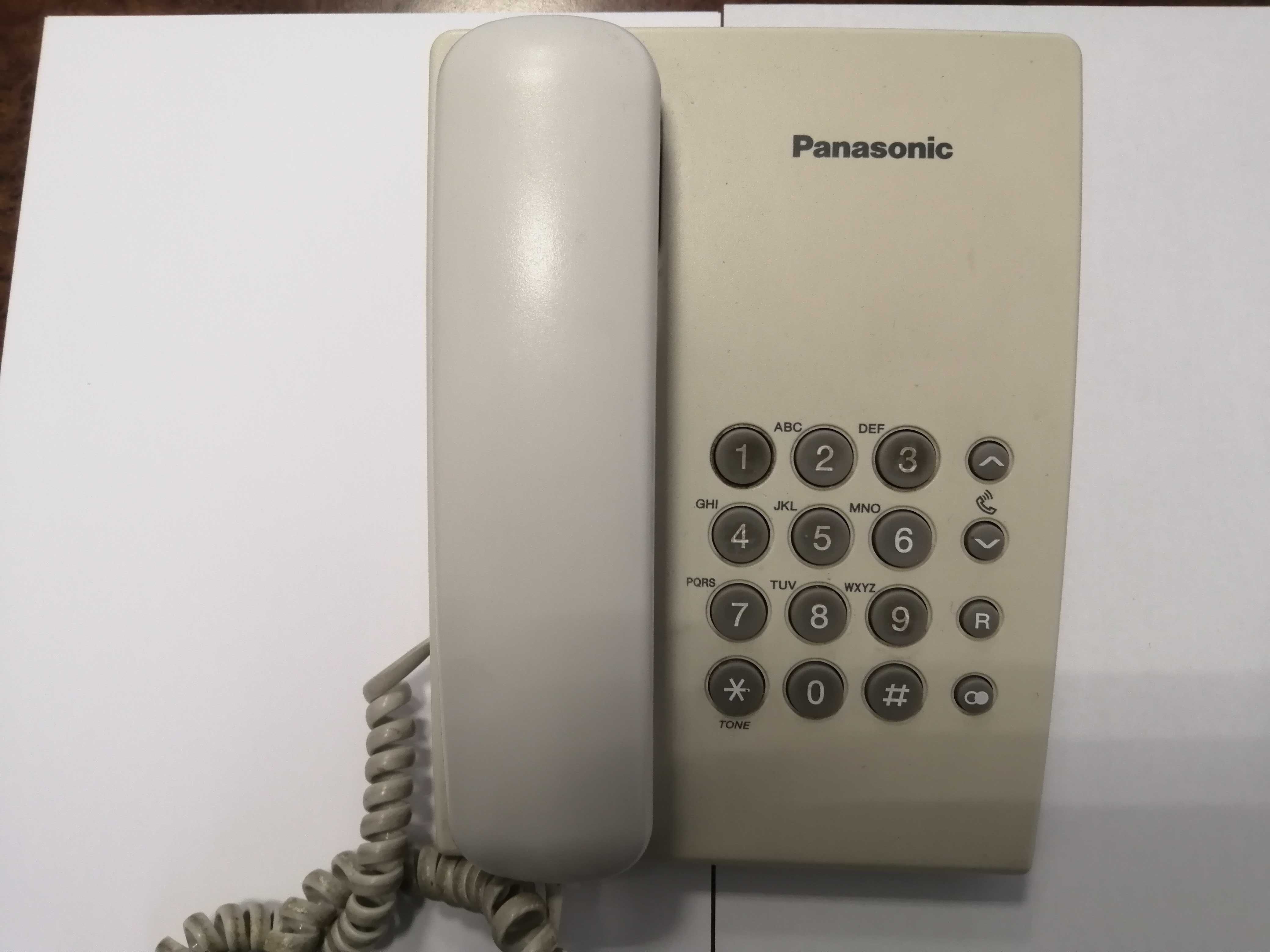 Vand  telefon fix analogic Panasonic KX TS500RMW , culoare alb
