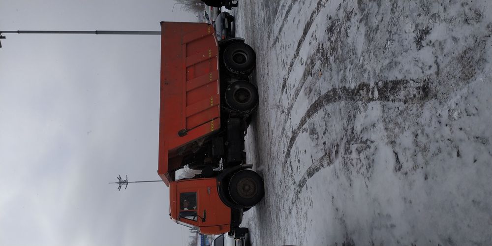 Услуги КамАЗов и погрузчика