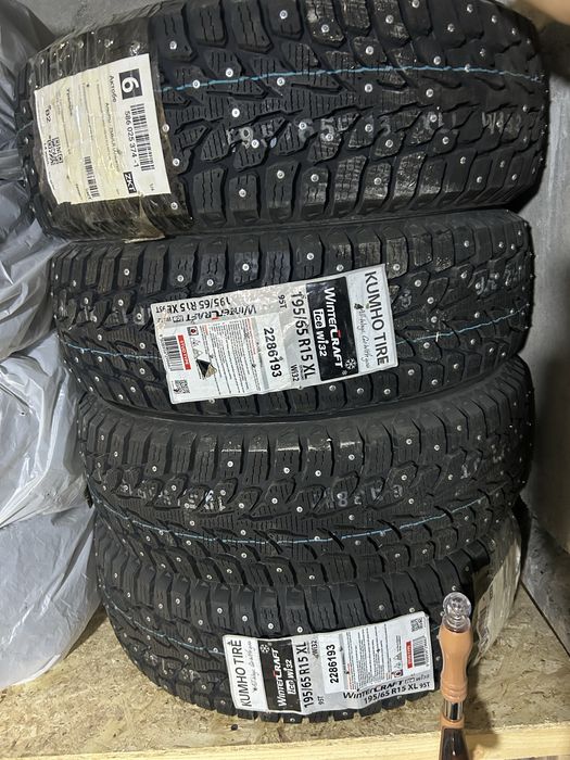 продам зимний шоиповная резина 195/65/15