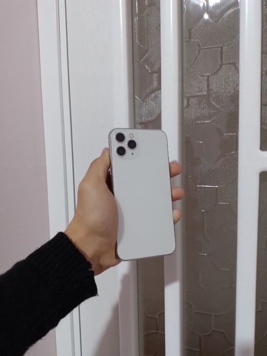 Iphone 11 pro radnoy ideal