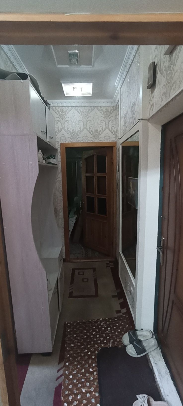 Продаётса дом 2-ух комнатный раздельный