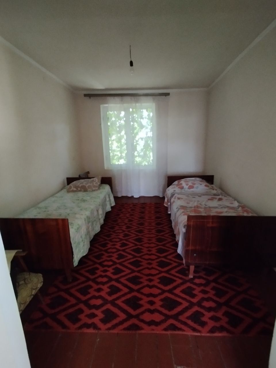 Dacha sotiladi..