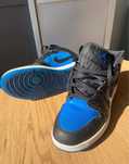 Air Jordan 1 Mid