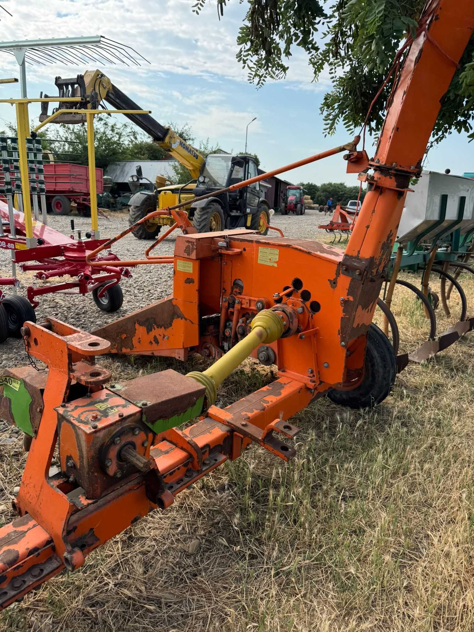 Siloziera Gallignani pentru facut siloz pe 1 rand, la tractor de 45 CP