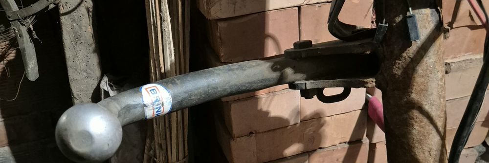 Теглич за автомобил