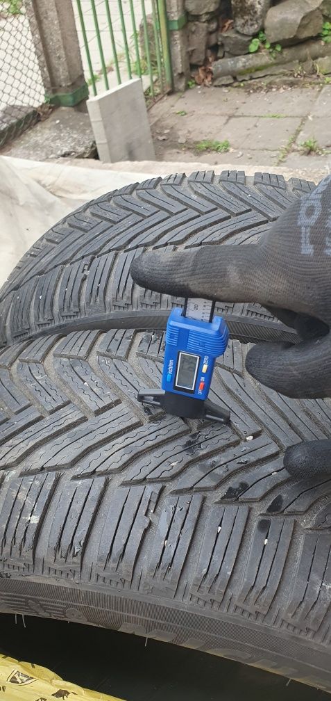215/60/16 michelin alpin 6  .2броя