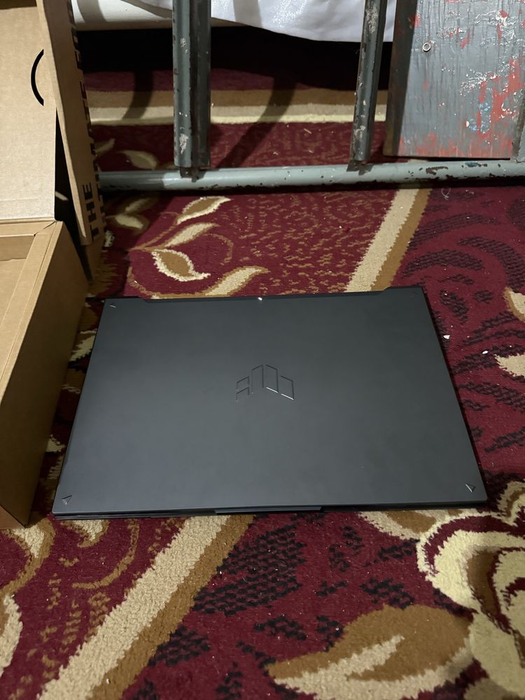 Asus Laptop TuF 16 Gaming Sotiladi yangi Sistema qilingan  Xolos