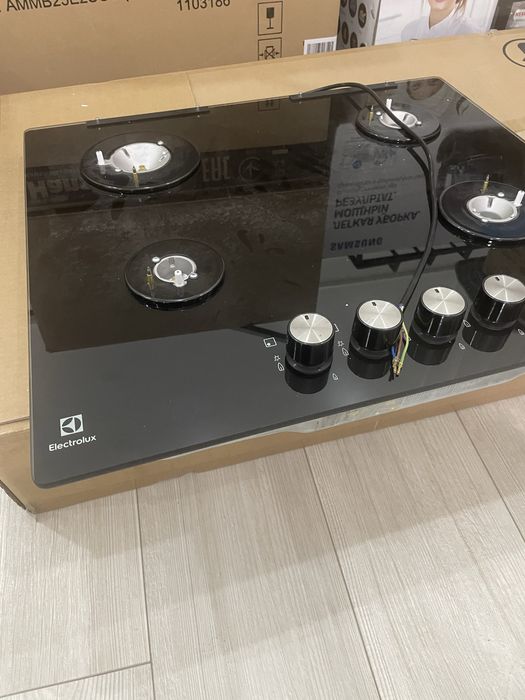 Газ плита ,новый