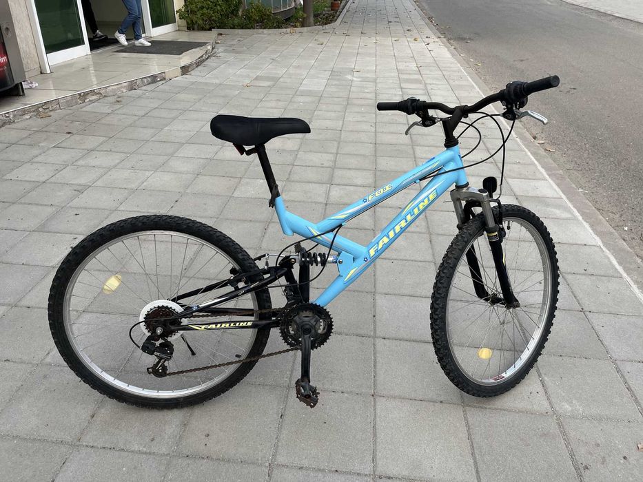 Продавам велосипед.