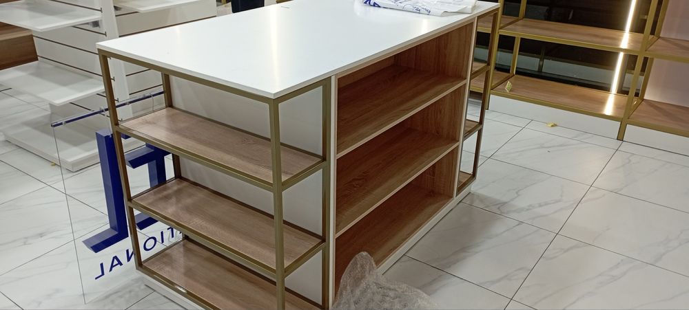 Мебель для магазина