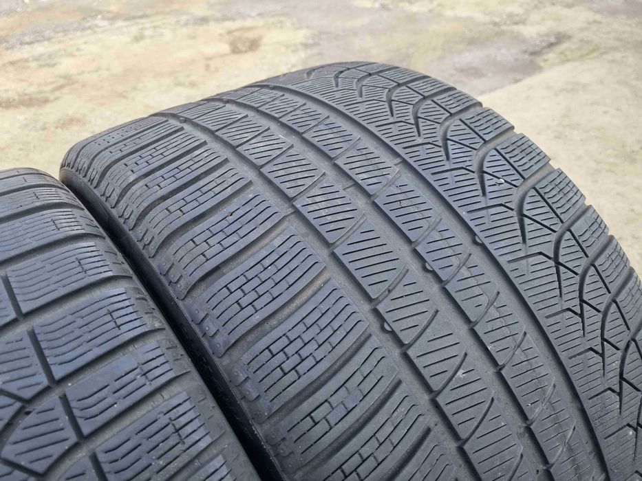 SET 4 Anvelope Iarna 275/35 R21 + 315/30 R21 PIRELLI P Zero Winter