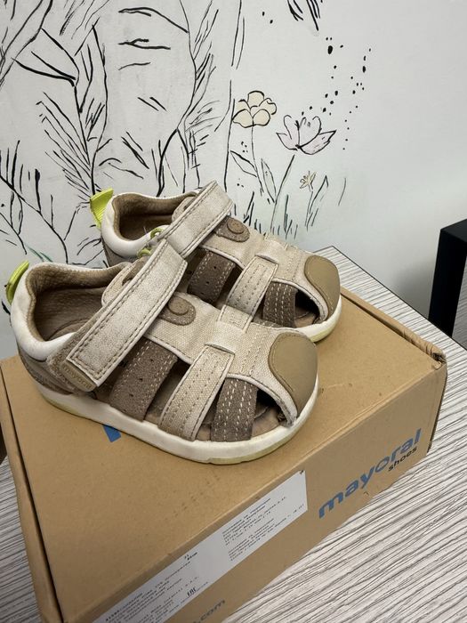 Детски сандали