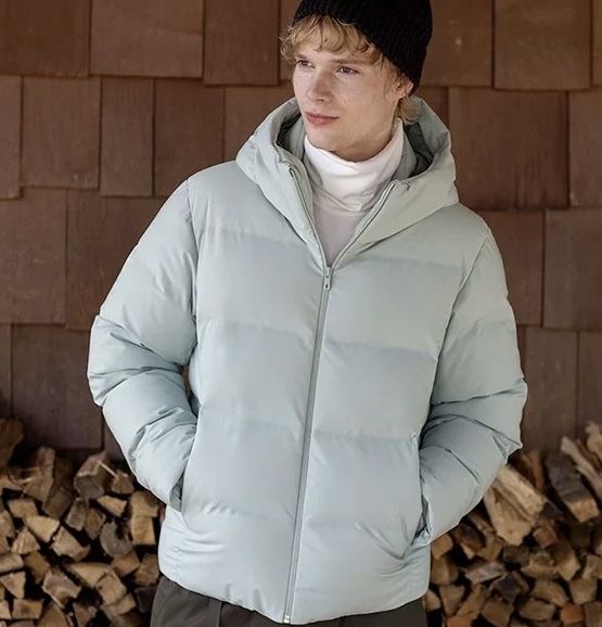 Пуховик Uniqlo продается