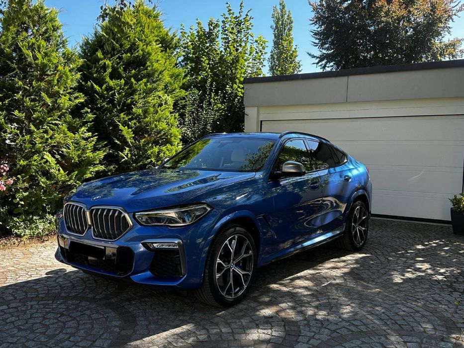 BMW X6 M50i SUV – Rent a Car / Închirieri Auto București
