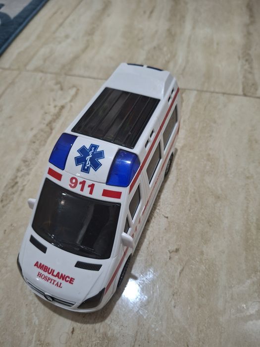 Jucărie ambulanta