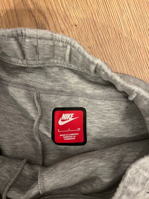 Trening tech fleece gri