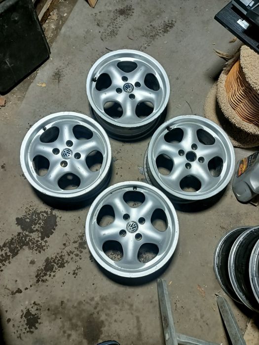 Продам диски r15 4*100 Made in Italy