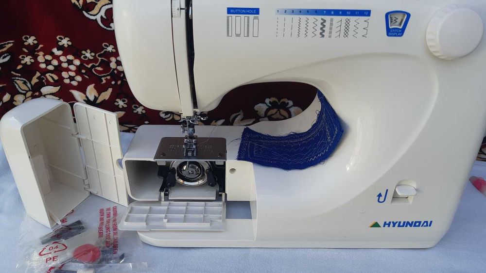 Mașina de cusut Hyundai