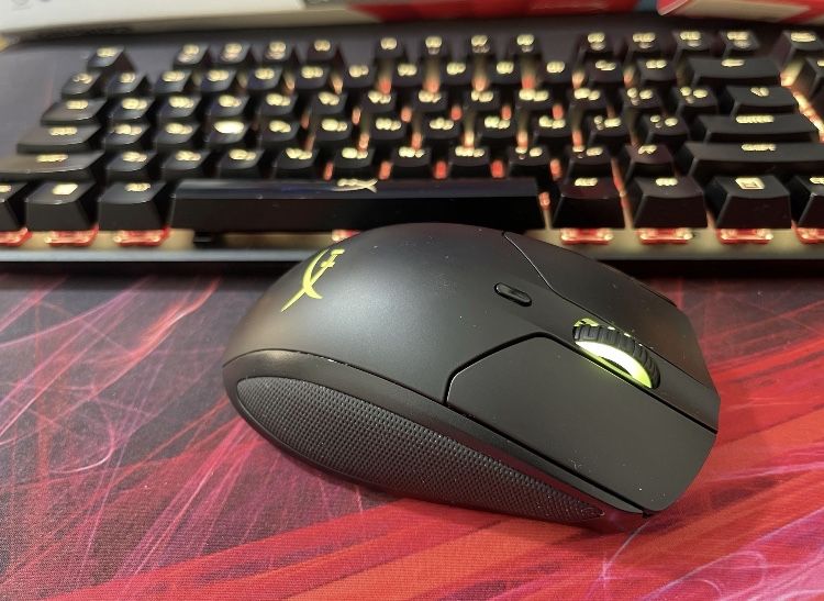 Продам мышку хайпер hyperX безпроводную