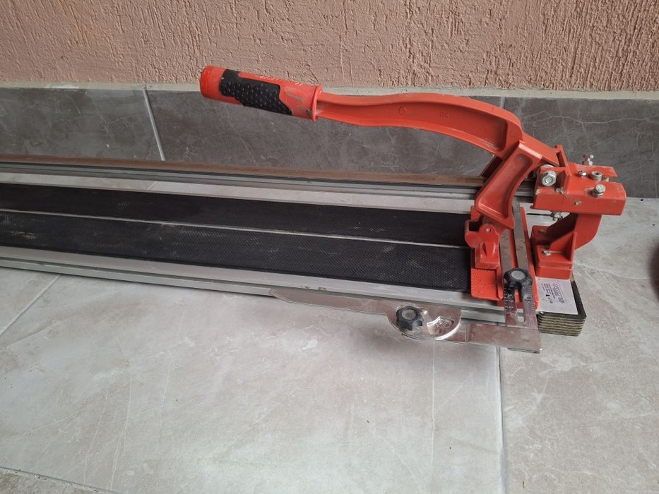 Машина за рязане на плочки,гранитогрес до 100 см