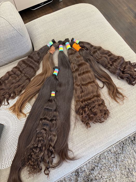 Естествени коси всякакви цветове